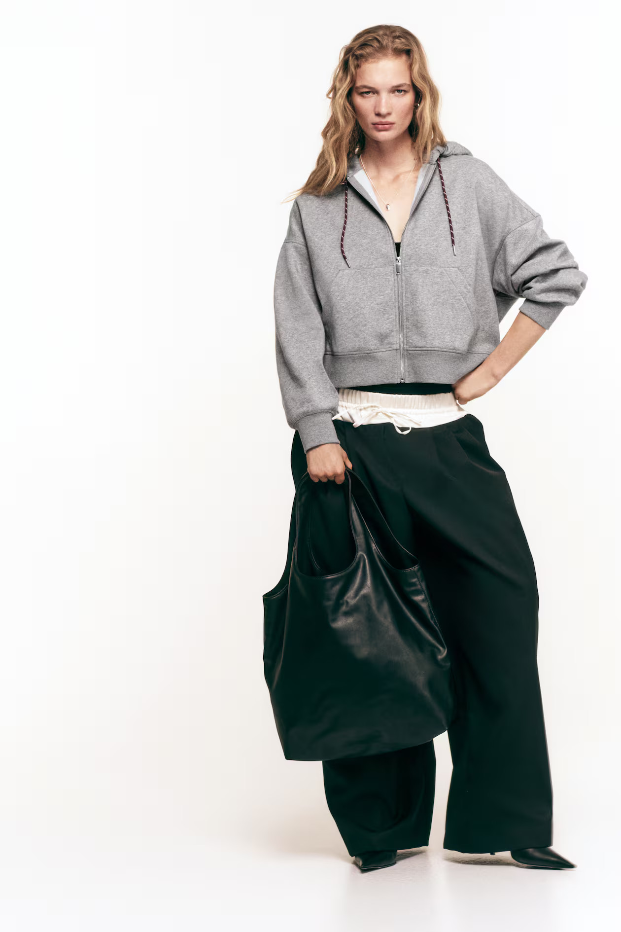 Zip-through hoodie | H&M (UK, MY, IN, SG, PH, TW, HK)