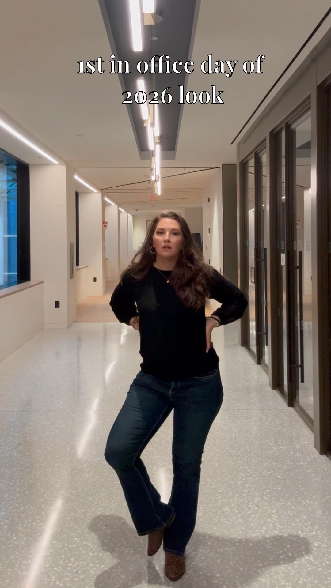 Back to work, but make it chic. Everything linked below ⬇️ 

#LTKootd #LTKMidsize #LTKdayinmylife