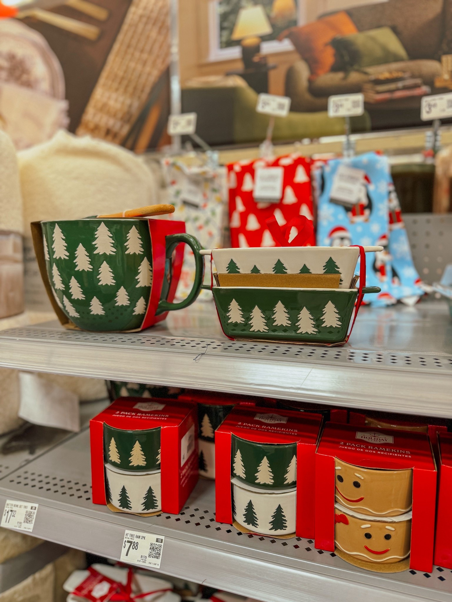 So many cute holiday baking and kitchen items! Makes an easy gift! 

#LTKGiftGuide #LTKHoliday #LTKHome