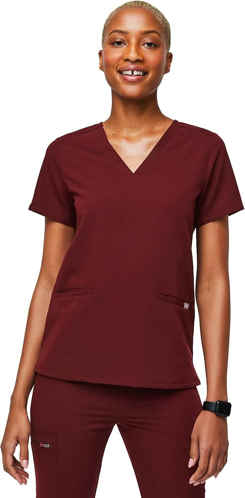 FIGS Casma Scrub Top for Women — Classic Fit, 3 Pockets, Four-Way Stretch, Anti-Wrinkle | Amazon (US)