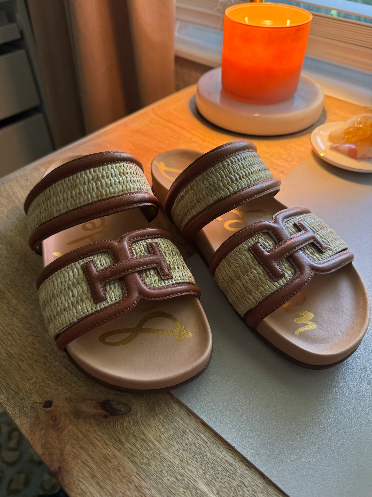 These slides are so comfortable and perfect for spring and summer. #sandals #slodes #samedelman 

#LTKgrwm #LTKSeasonal #LTKmomlife