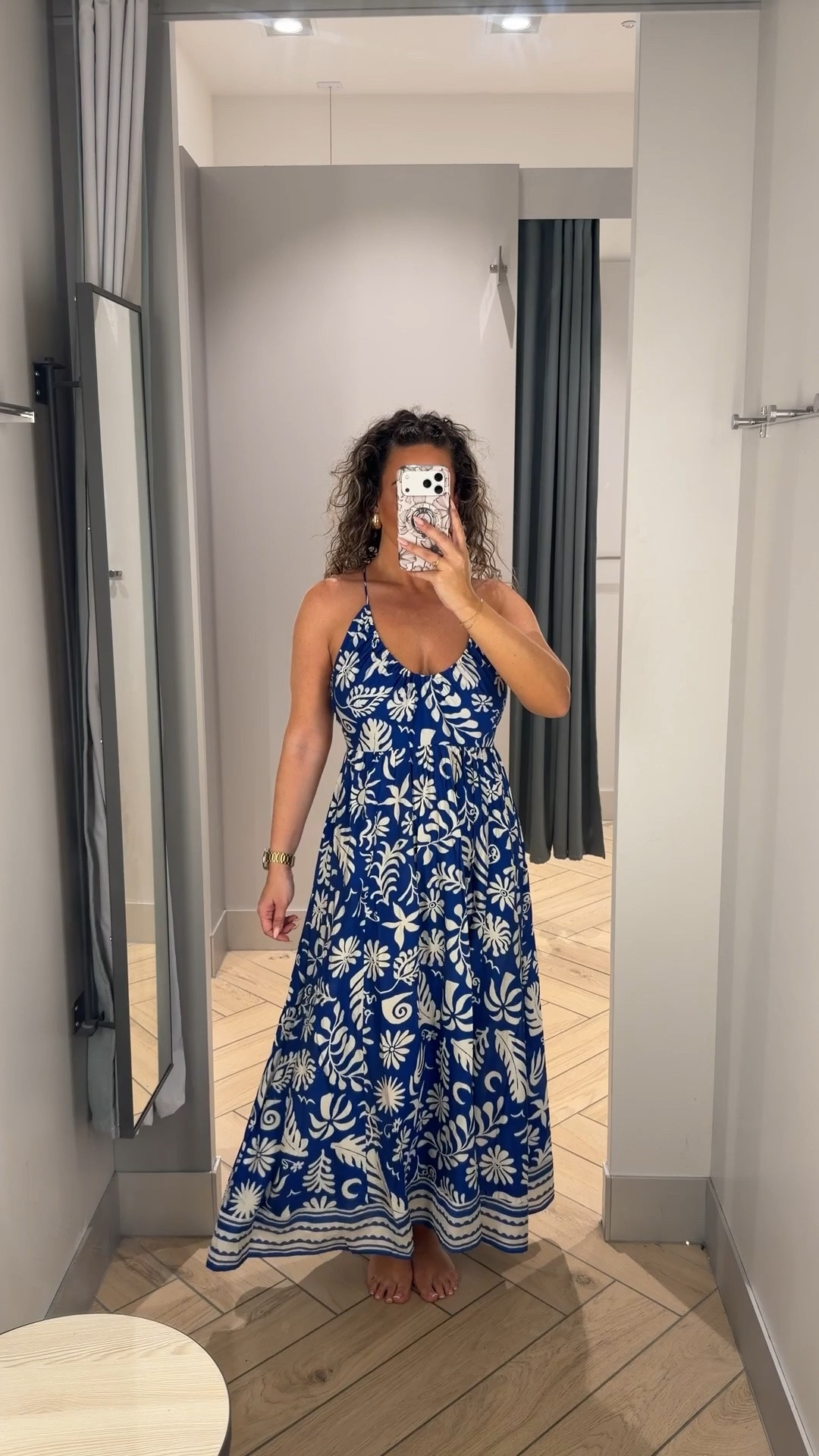 Summer dress 👗 perfect for holiday! I’m wearing a size small

#LTKsummer #LTKdresses #LTKspring