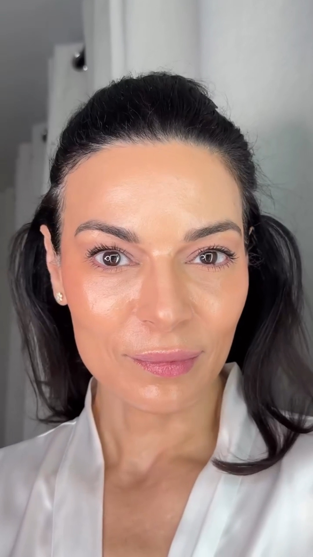 The face vs. the base