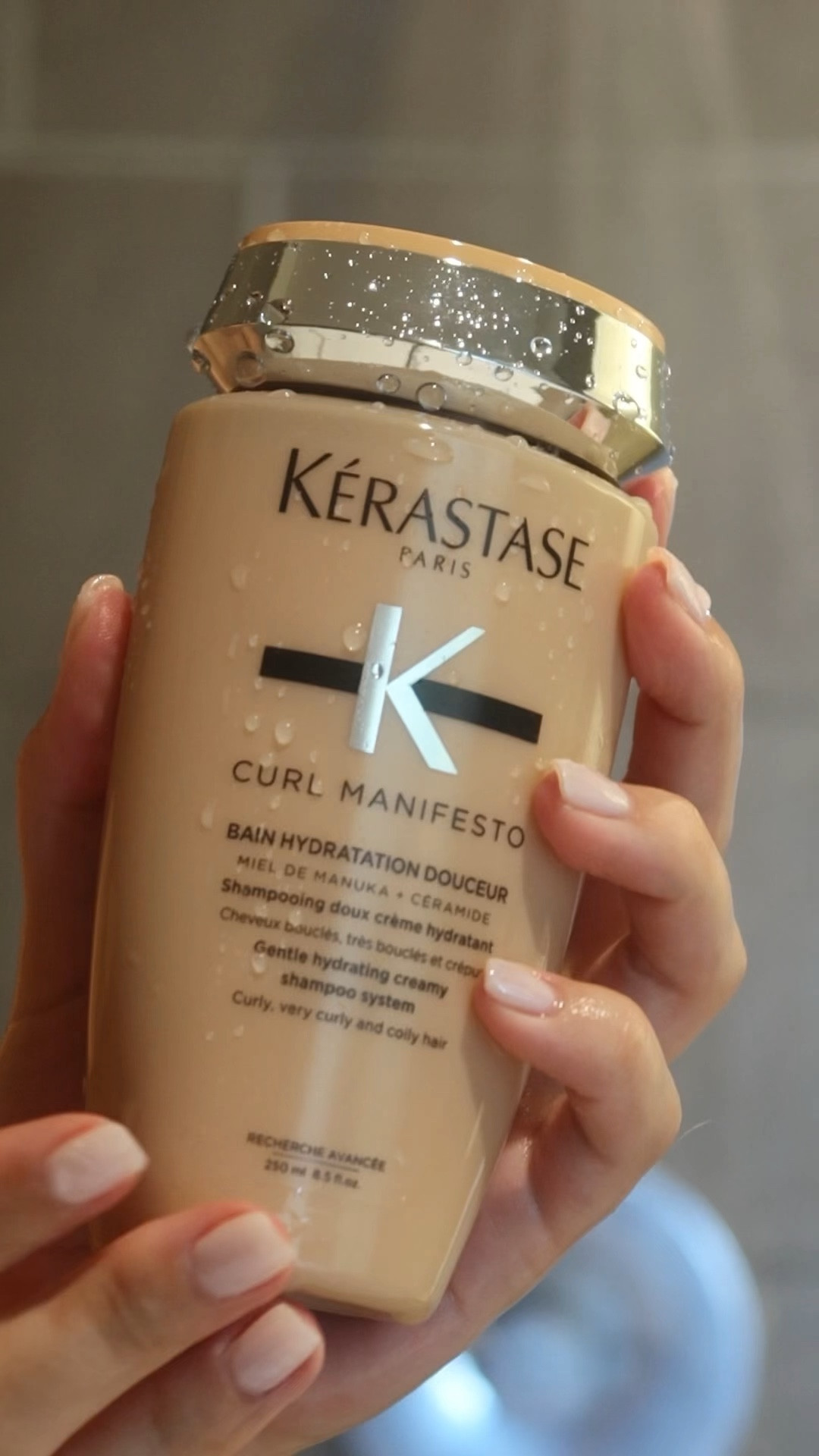 Kerastase curly manifesto line 🫧 #kerastase 

#LTKVideo #LTKBeauty