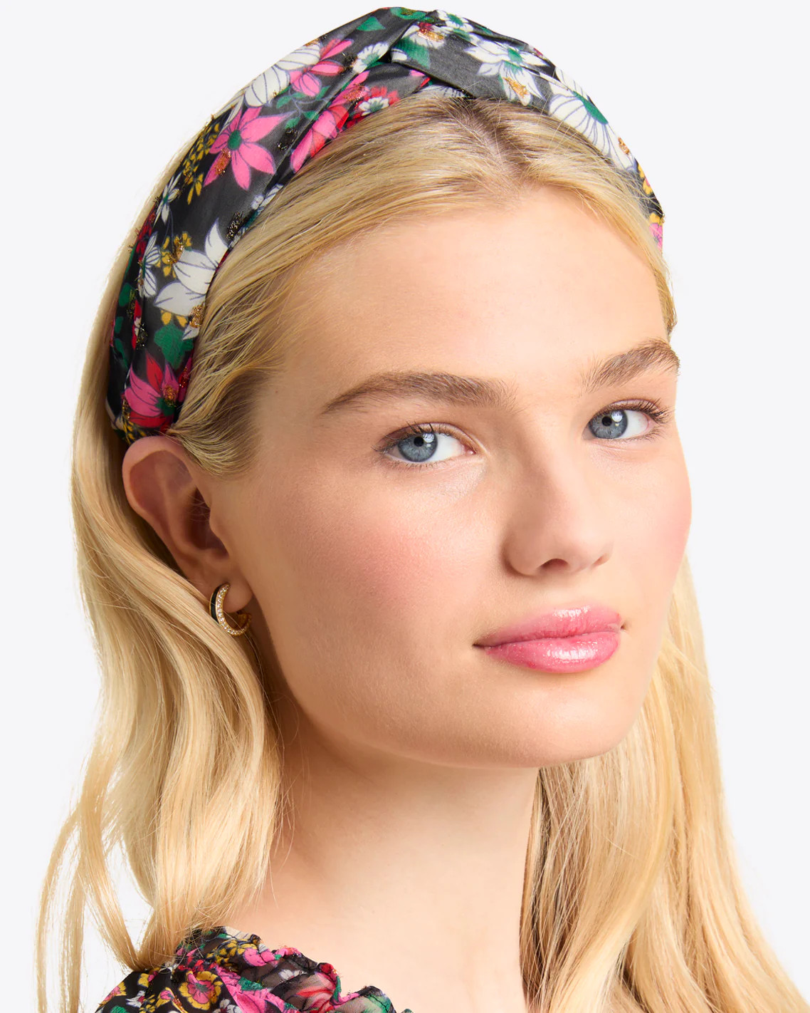 Twist Headband in Amaryllis Fil Coupe | Draper James (US)