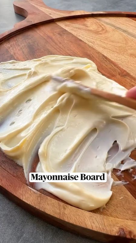Mayonnaise Board

1. Begin with your original mayo + spread onto one half of your board.
2. Drizzle a spicy mayo mix + top with chives + some sea salt. 
3. On the other side add your favorite dipping fries 
4. Enjoy

#LTKfamily #LTKSeasonal #LTKhome