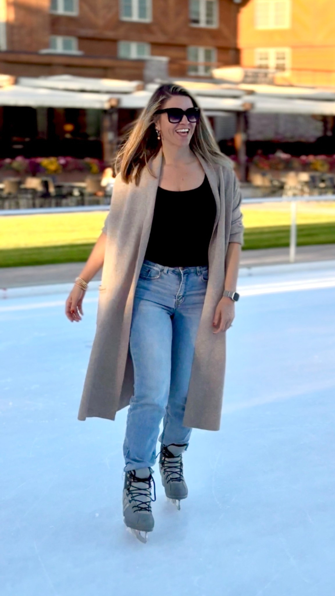 Fun days ice skating, jeans, tank top and long cardigan for the win. 