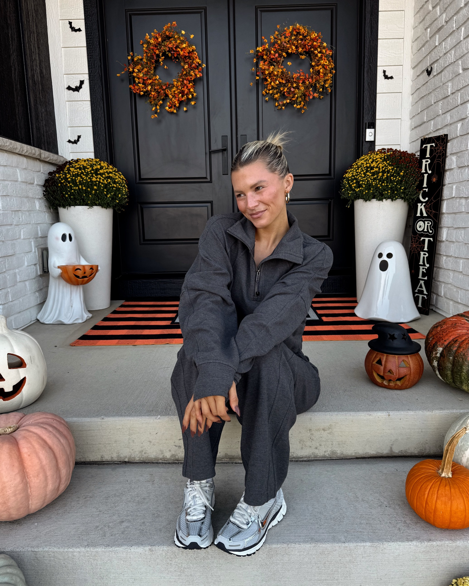 On the menu for Sunday Brunch- Waffle🧇 Set. OBSESSED WITH THIS SET. Wearing a size small top and XS bottom 

#LTKSeasonal #LTKActive #LTKStyleTip