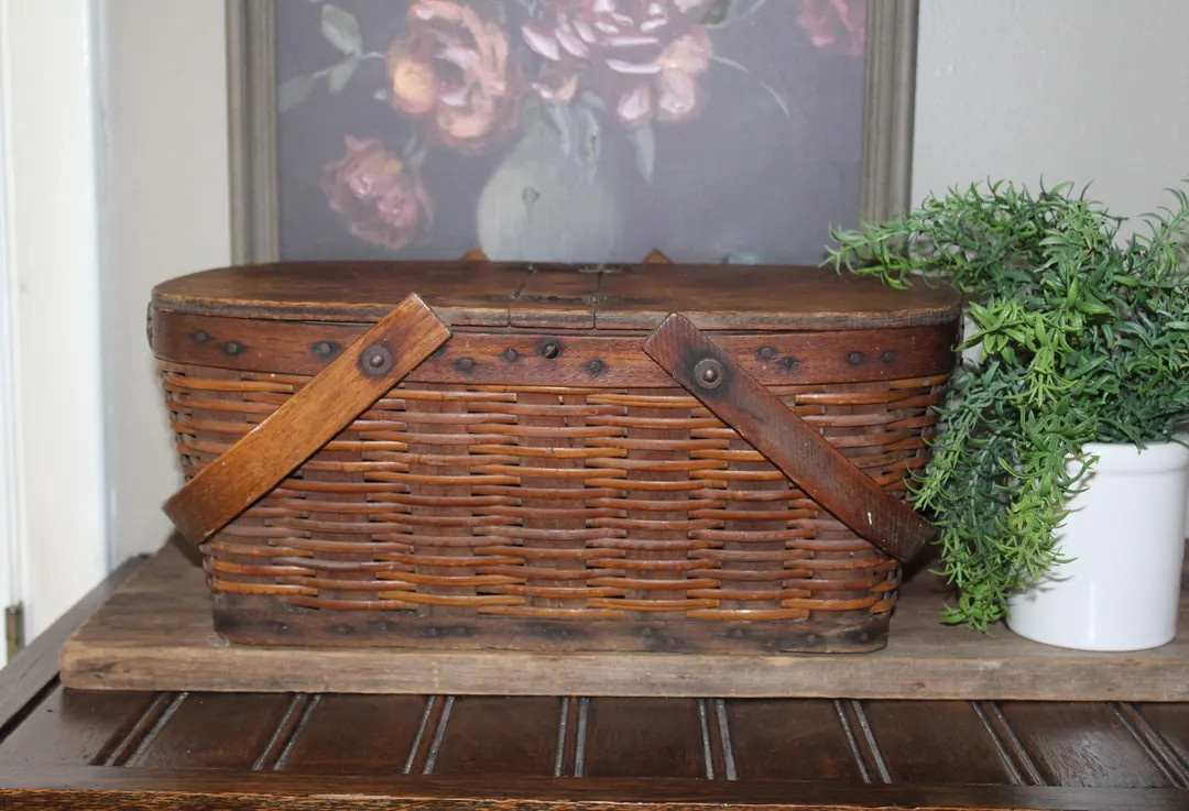 Antique Picnic Basket Vintage Farmhouse Picnic Basket Storage Sewing Basket Farmhouse Decor Stora... | Etsy (US)