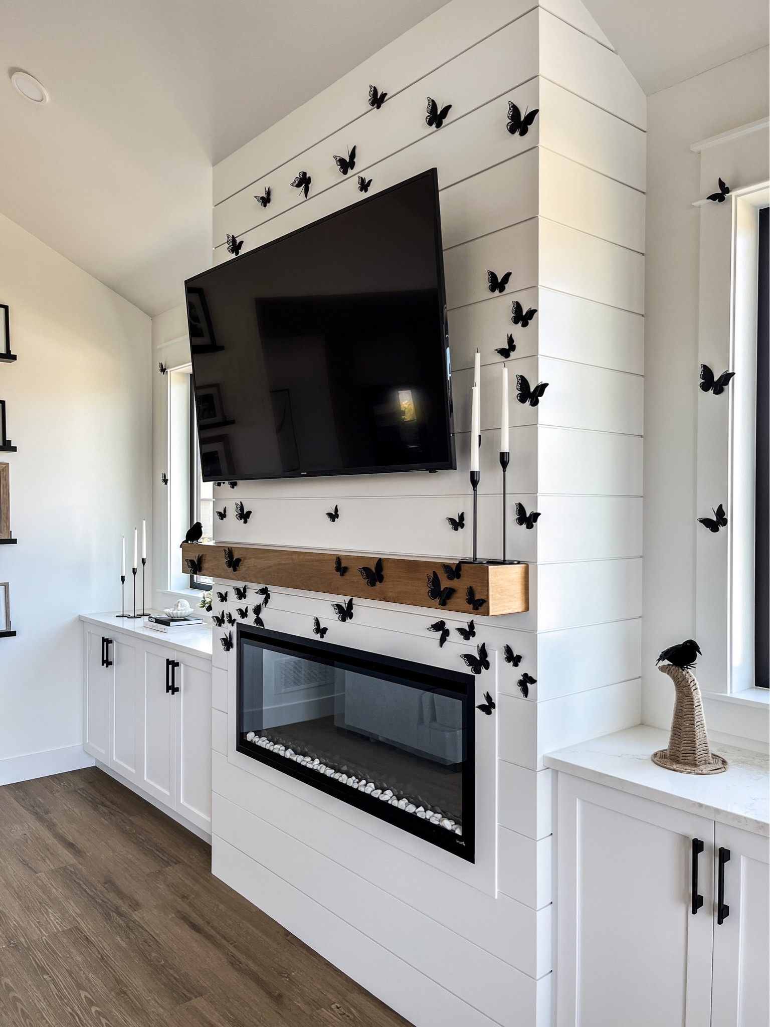 H A L L O W E E N / started a little Halloween decor in the living room today…seriously obsessed with these black birds & butterflies 

Amazon Canada 

#LTKHalloween #LTKhome