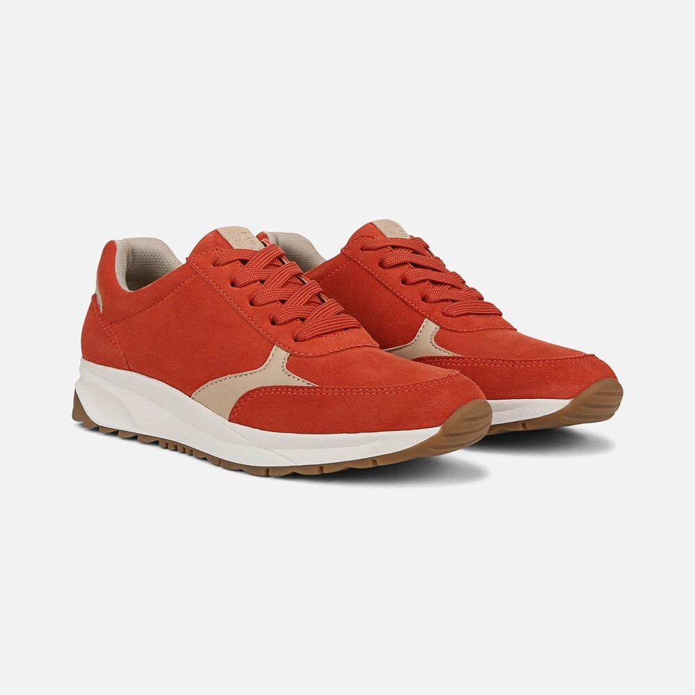 Shay Lace Up Sneaker | Naturalizer