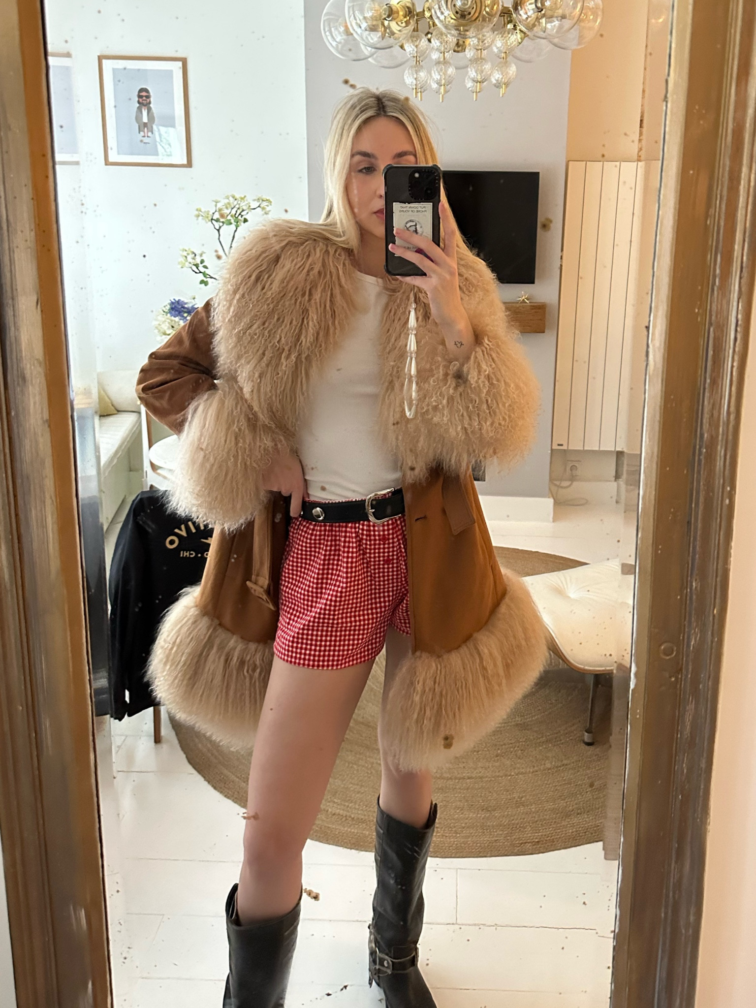 wish it was warm enough to wear this outfit outside whilst in Amsterdam at the weekend, guess I’ll just have to rent this coat again from @hurr 😌😌😌 

#LTKstyletip #LTKeurope