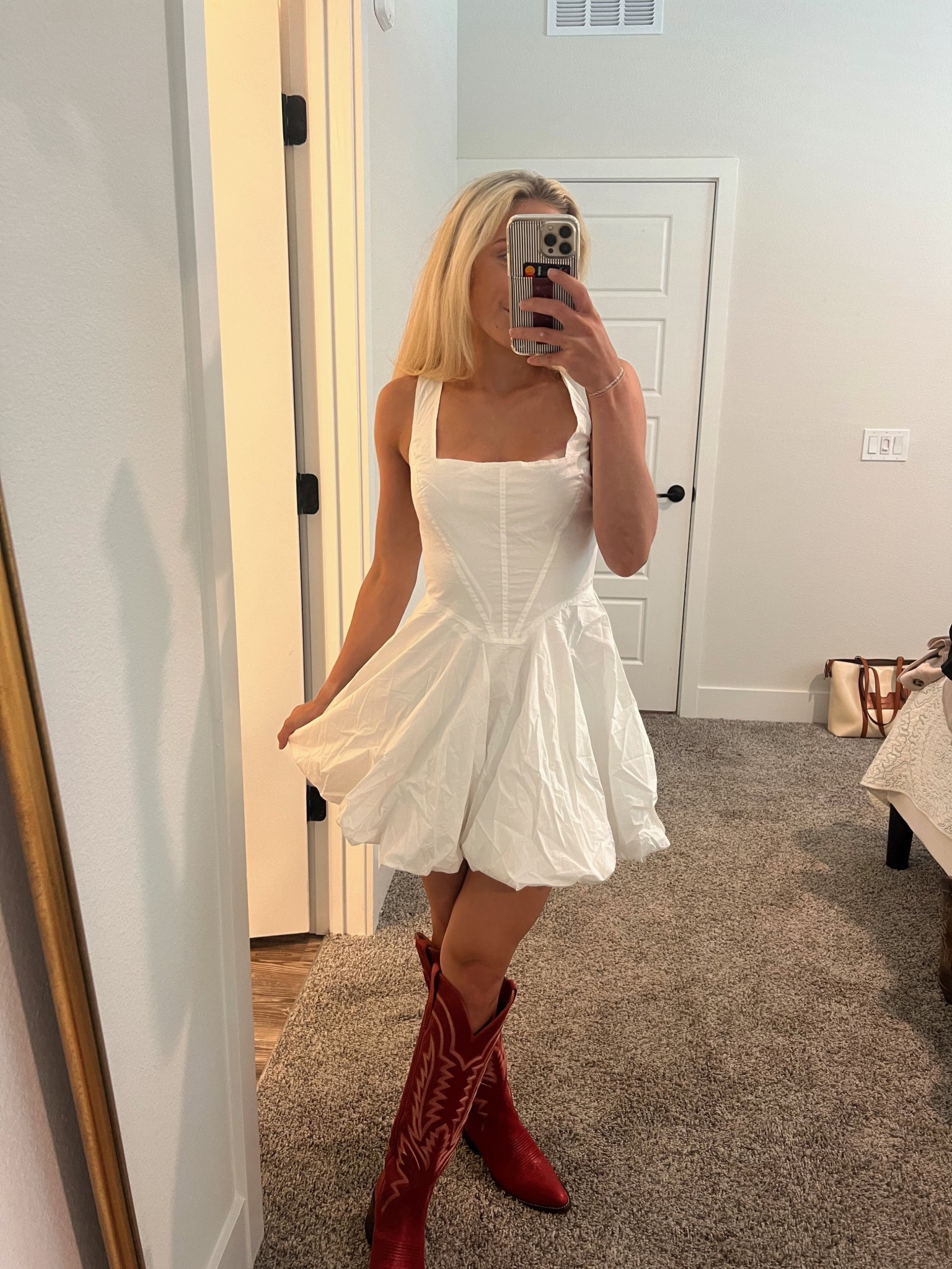White bubble dress

Lulus, white dress, mini dress, bubble dress, country concert, spring, summer dress

#LTKStyleTip #LTKSeasonal #LTKSummerEdit