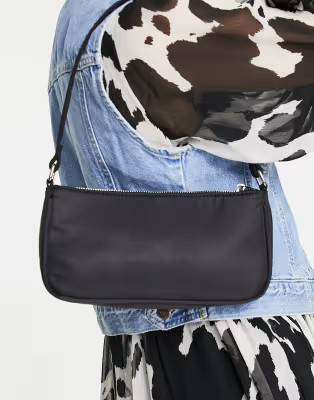 ASOS DESIGN – Schmale Nylon-Schultertasche in Schwarz im Stil der 90er | ASOS (Global)
