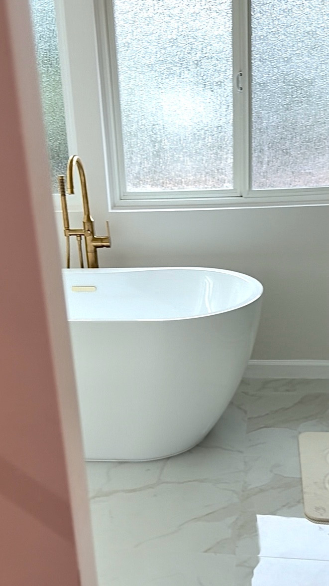 My everyday soft life favorites—cozy robes, candles, diffusers, mugs, and calming essentials that make mornings and evenings peaceful and beautiful.

#LTKGiftGuide #LTKCyberWeek #LTKmorningroutine