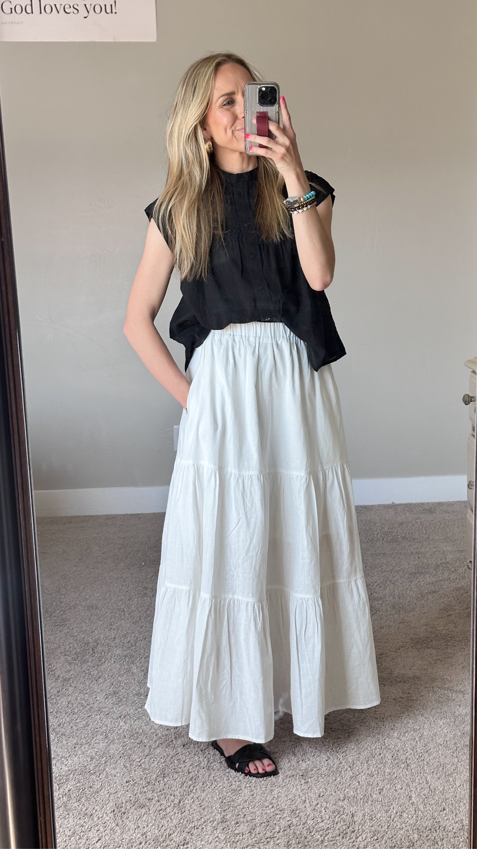 My favorite Amazon skirt with the cutest Target top!

Wearing a small in both 

#LTKFindsUnder50 #LTKStyleTip #LTKSeasonal