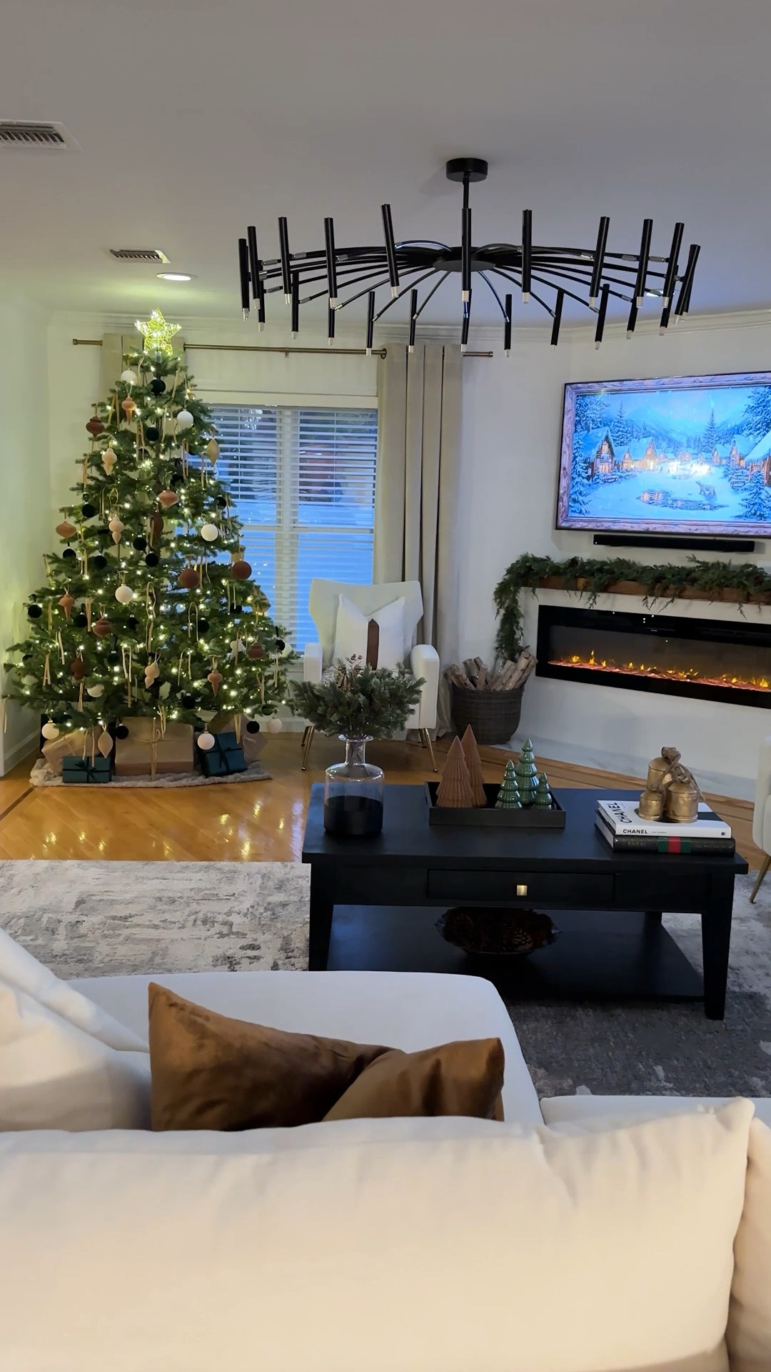 Shop for this Christmas tree and MORE🌲🎄

#LTKHome #LTKSeasonal #LTKHoliday