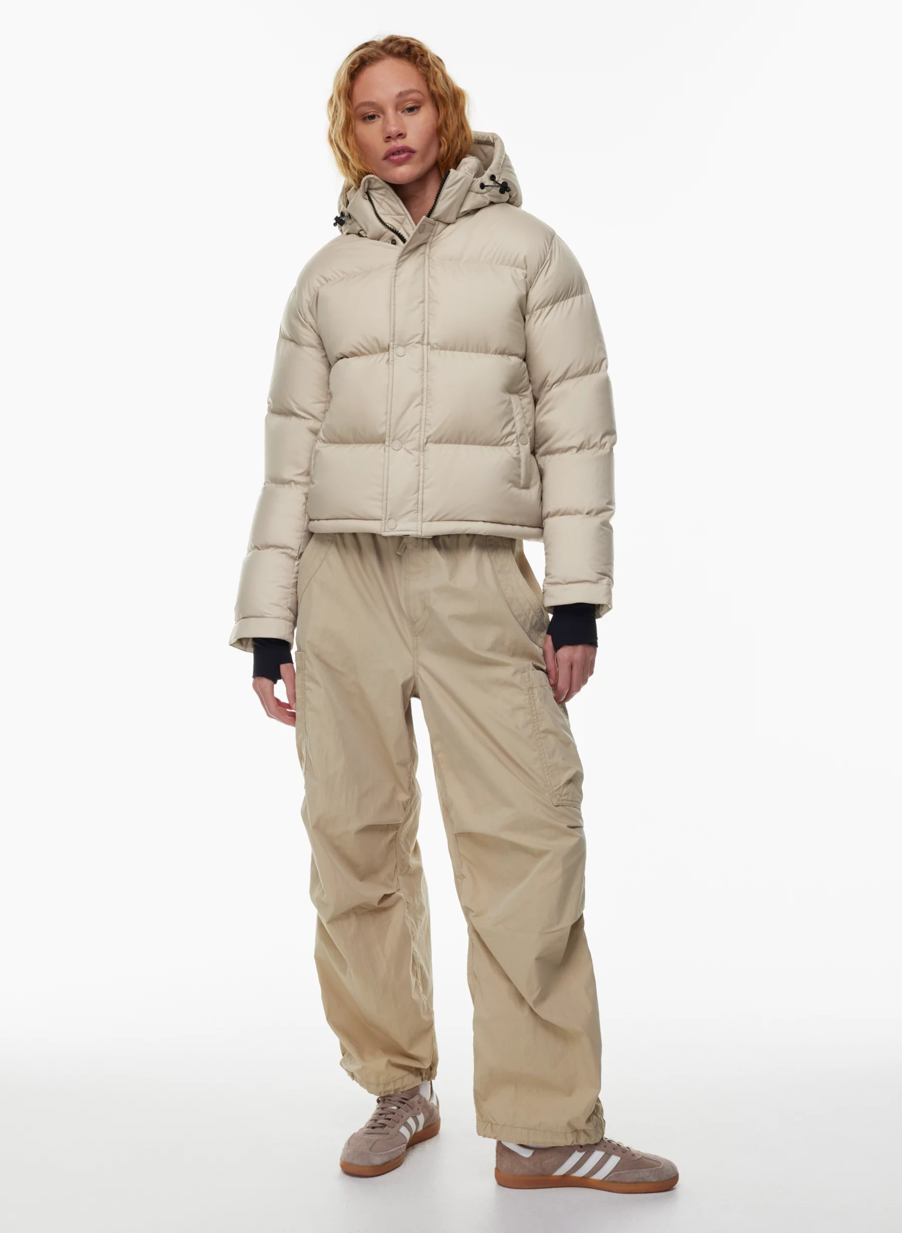 THE SUPER PUFF™ SHORTY | Aritzia