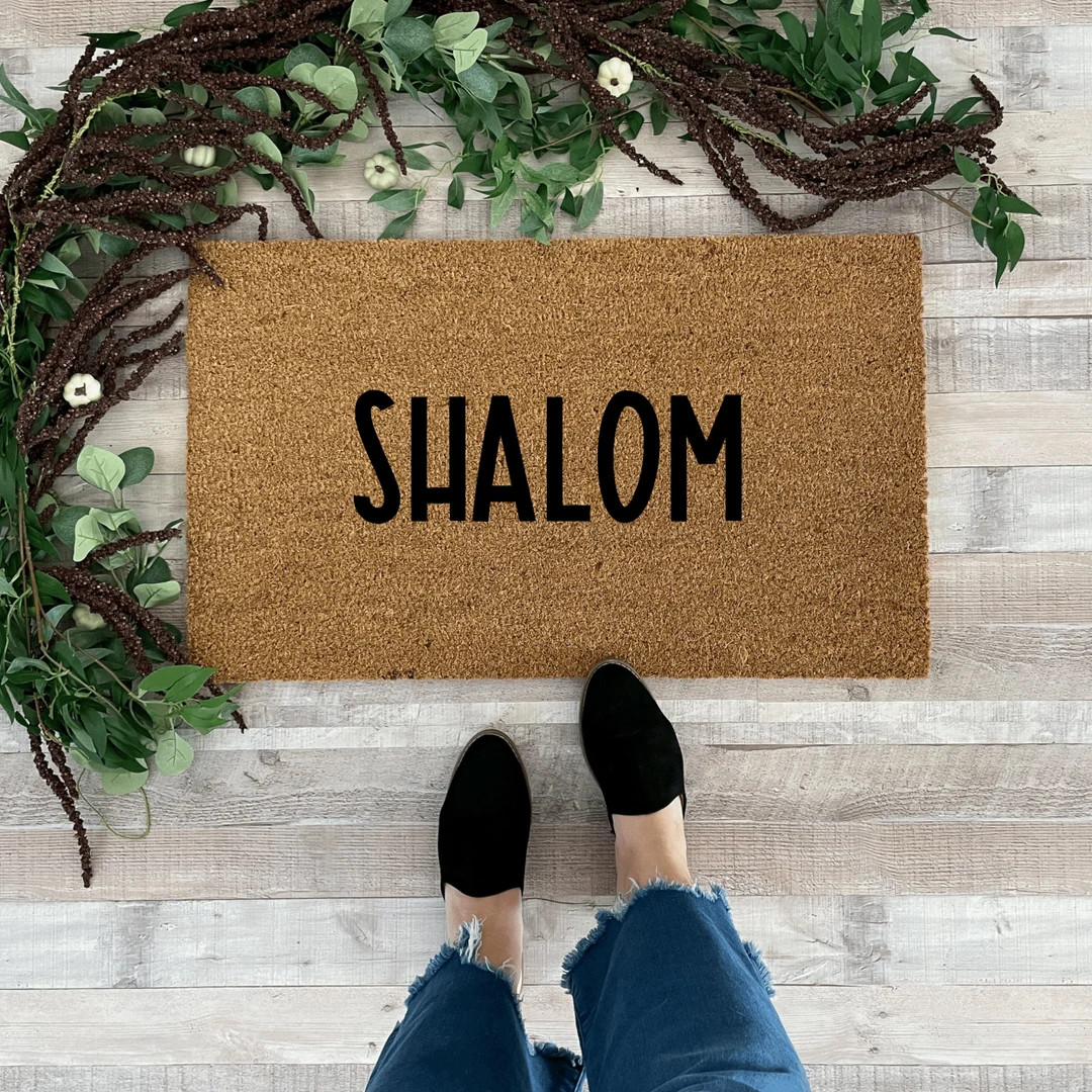 Shalom Doormat, Jewish Housewarming Gift, Hanukkah Doormat, Happy Hanukkah Decor, Hanukkah Decora... | Etsy (US)