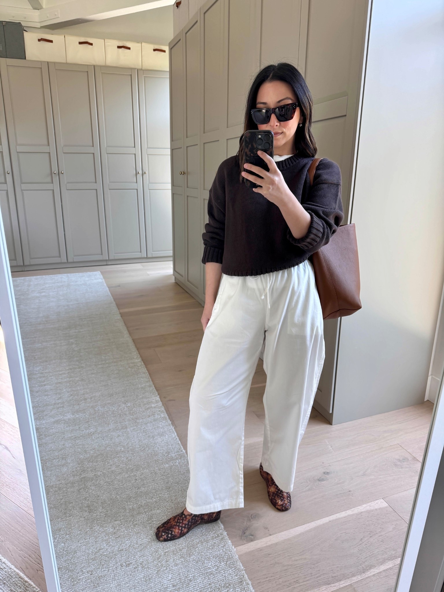 Mama on a budget. Every piece under $200

Everlane tee medium
Gap crop cotton sweater petite small
Gap poplin barrel pants petite xs
Steve Madden jellies 5
Quince bucket bag
Celine sunglasses 
Electric Picks earrings
Dorsey James necklace 15"

Petite style, spring outfits 2026, jelly flats

#LTKootd #LTKPetite #LTKmomlife