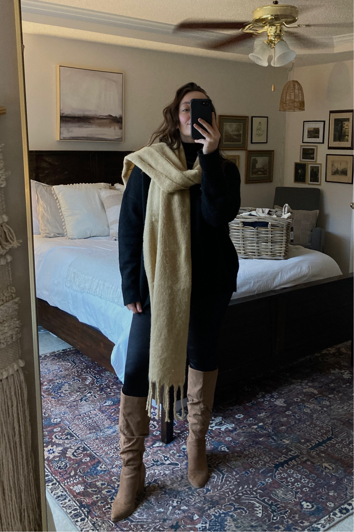 Big scarf girl these days 😆

#LTKunder50 #LTKSeasonal #LTKstyletip