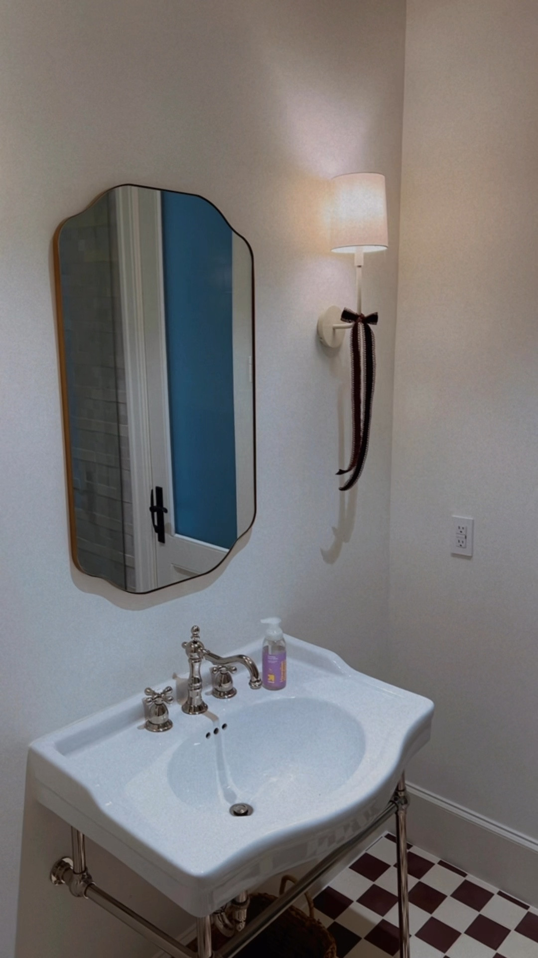 Being a ribbon hoarder pays off every single day. 

Ribbon
Bow
Interior design
Home decor
Holiday decor
Holiday style
Party style 
Home

#LTKHoliday #LTKHome #LTKCyberWeek