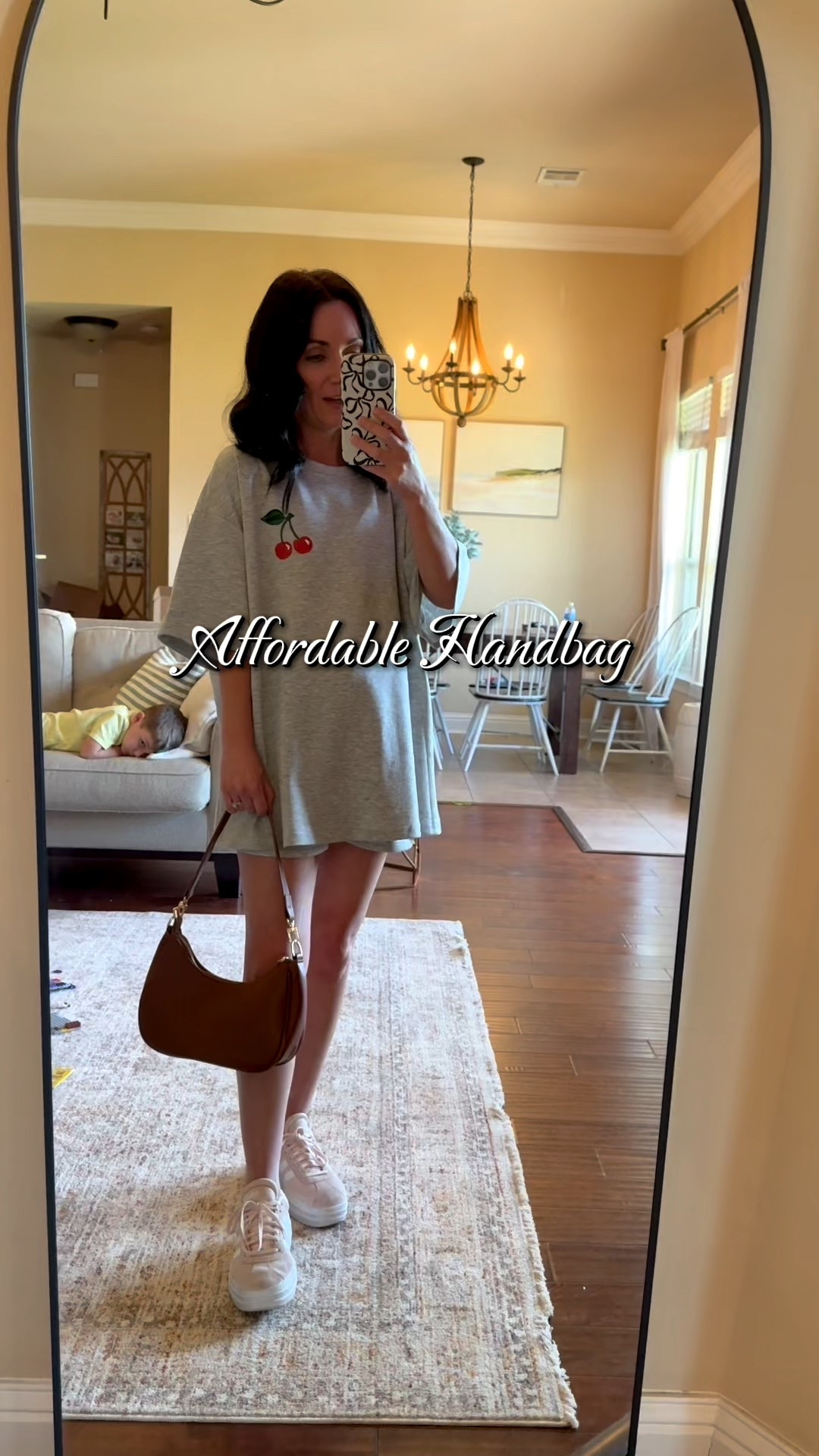 Perfect affordable everyday handbag. The brown is perfect for fall and the red would be such a cute holiday purse  

#LTKWorkwear #LTKFindsUnder50 #LTKItBag