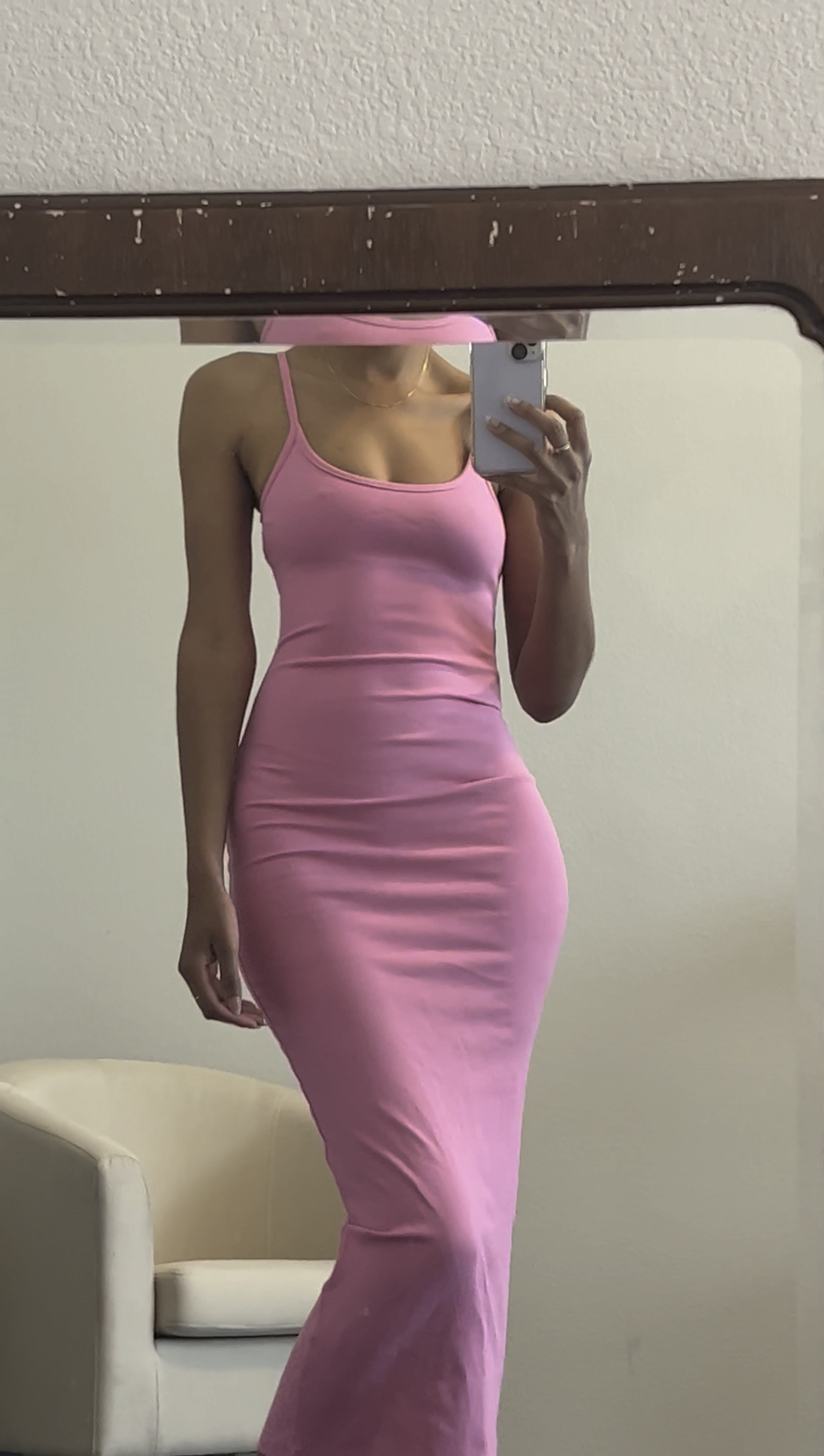 Beautiful simple but bold Meshki midi dress for spring🔥


#LTKFind #LTKcurves #LTKSeasonal