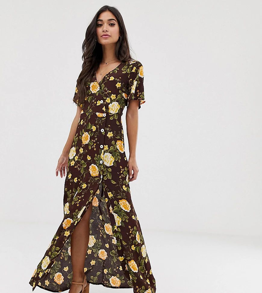 Miss Selfridge Petite maxi dress in floral print-Brown | ASOS (Global)
