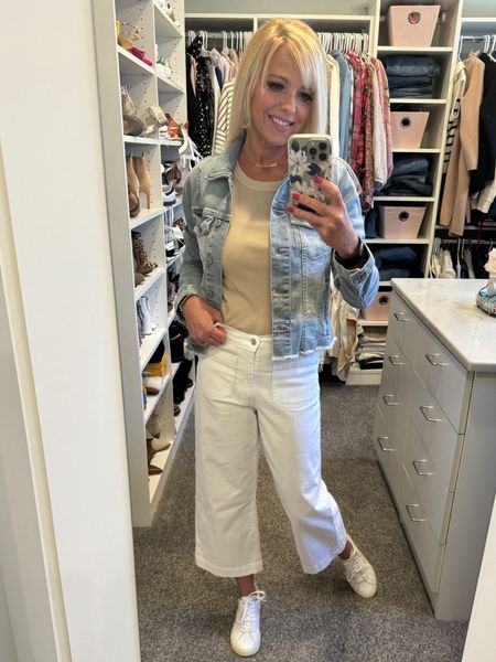 Love the neutrals with the #denimjacket 

#LTKfindsunder100 #LTKfindsunder50 #LTKstyletip