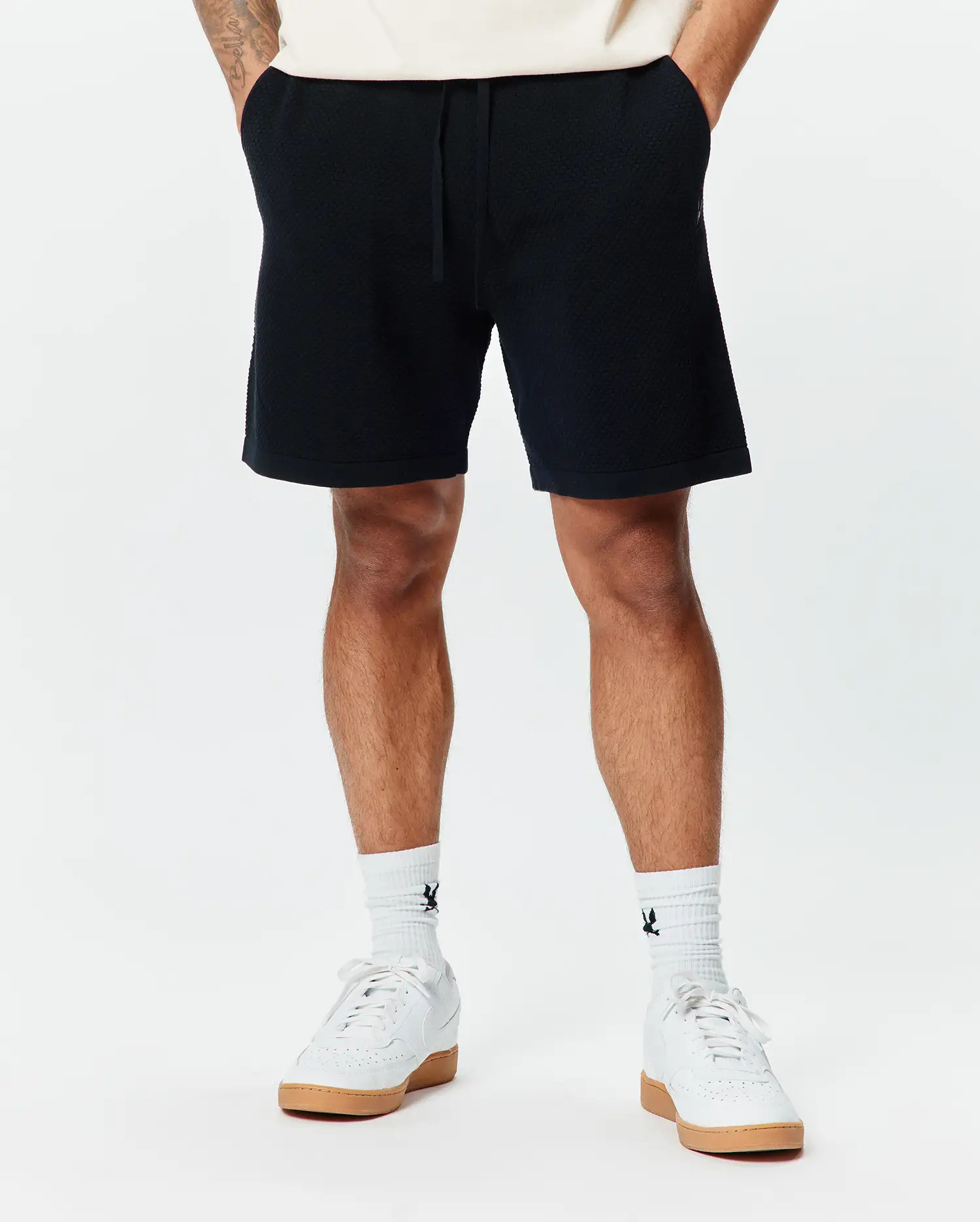 Men's Devon Knit Short 7" in Black | Psycho Bunny | Psycho Bunny (US)