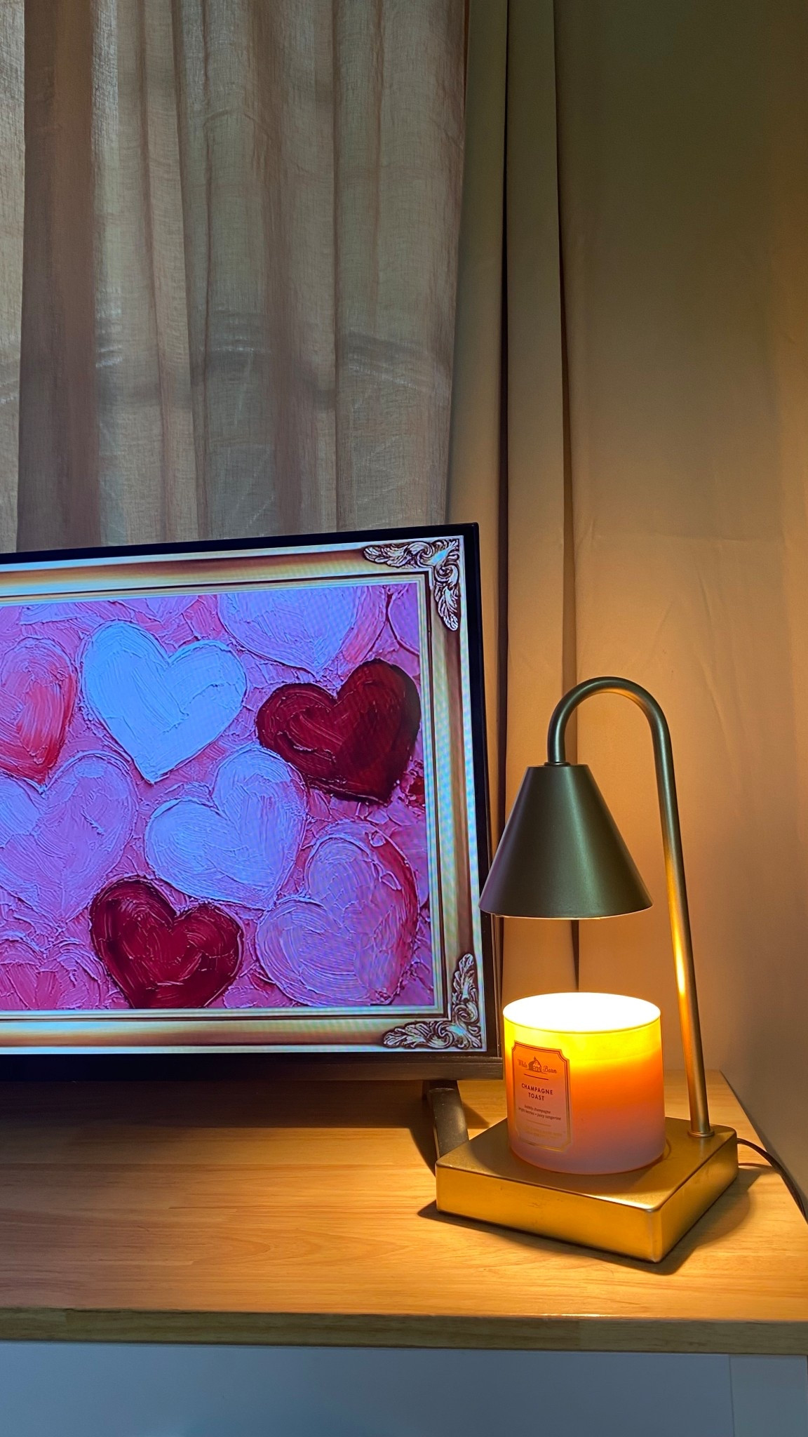 Modern candle warmer lamp for cozy, flameless fragrance ✨
This electric candle warmer melts jar candles evenly, making them last longer while keeping your home safe and smoke-free. Perfect for bedrooms, nightstands, and relaxing evenings.
#candlewarmer #electriccandlewarmer #cozyhome #homedecor #flamelesscandle #candlelamp

#LTKdayinmylife #LTKselfcare #LTKmomlife