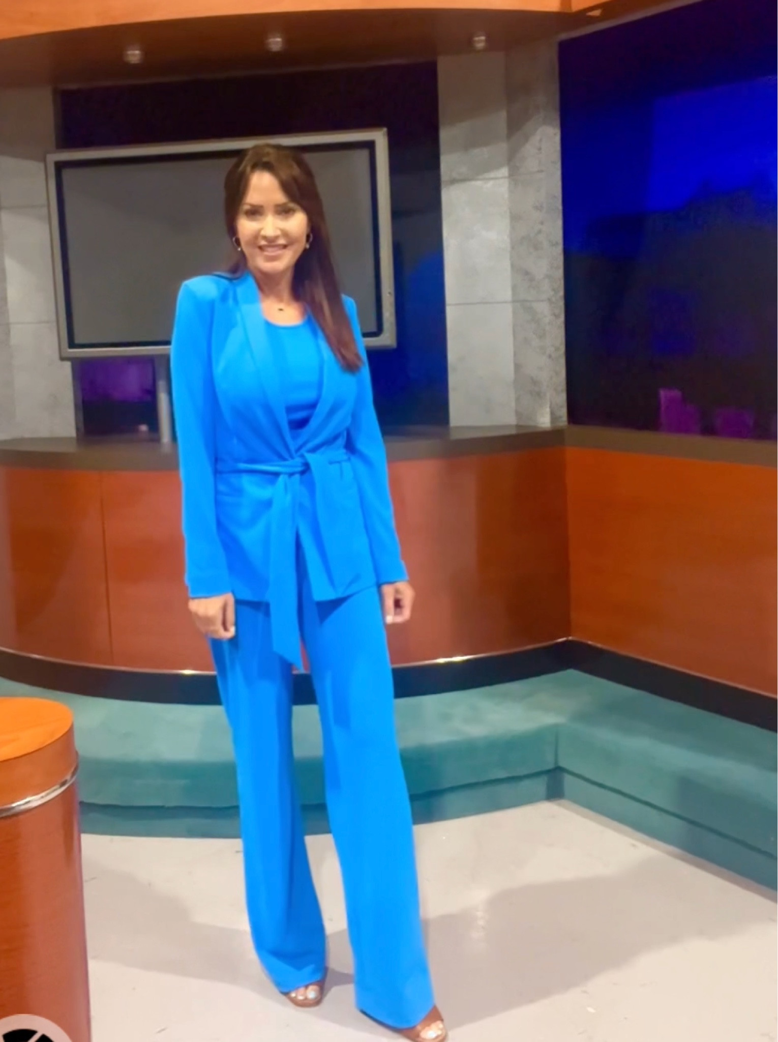 #CameraReady in my White House Black Market Slip On Blazer and Slip on Wide Leg Pant in color Isla. I'm wearing a size 0 in the blazer and a size 2 in the pant.

#LTKFind #LTKSale #LTKworkwear