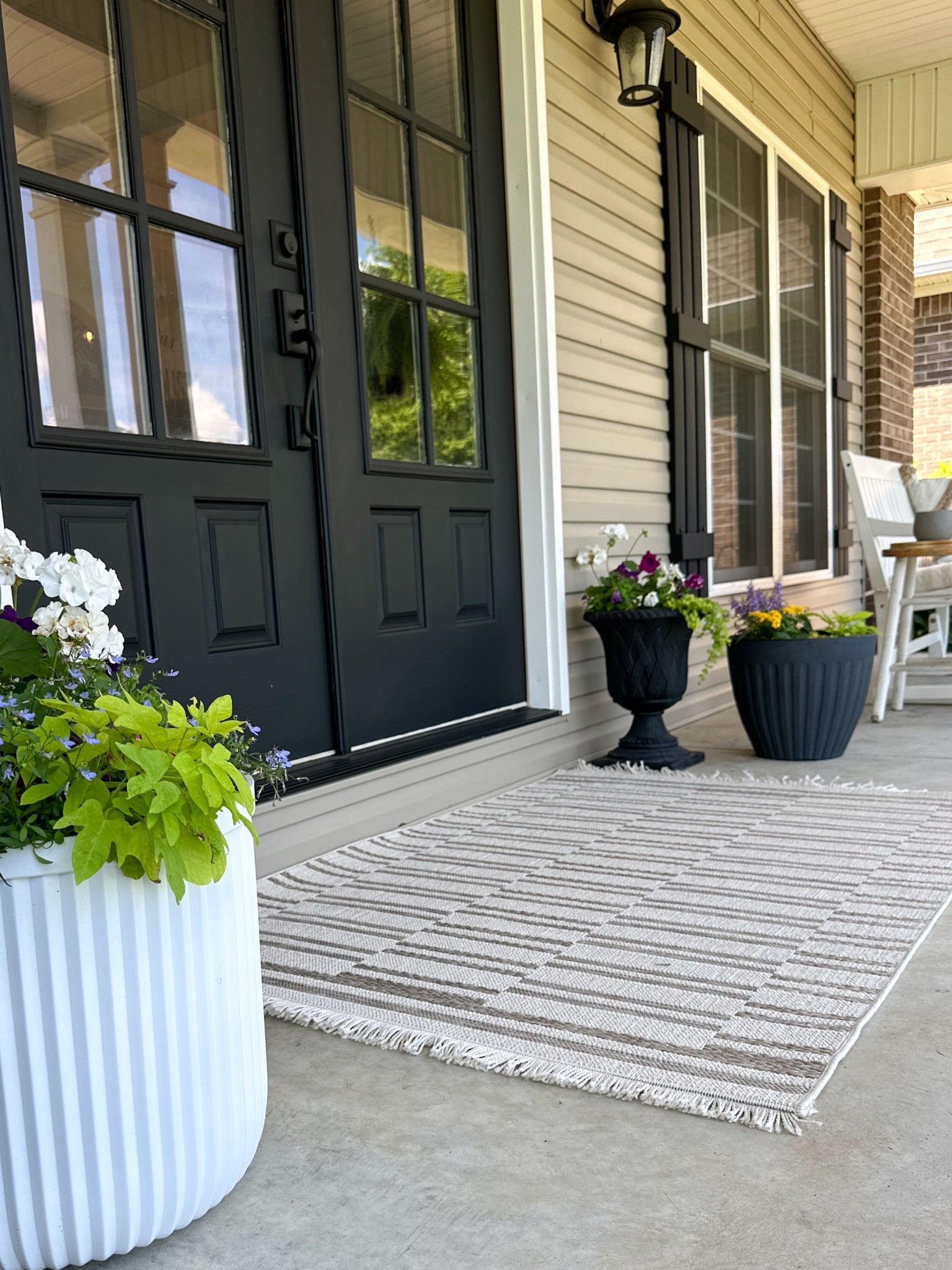 My outdoor rug is on sale!! 🎉 Love this one so much I bought it twice. One on the front porch and one on the patio! ☀️ 

#LTKHome #LTKSeasonal #LTKSaleAlert