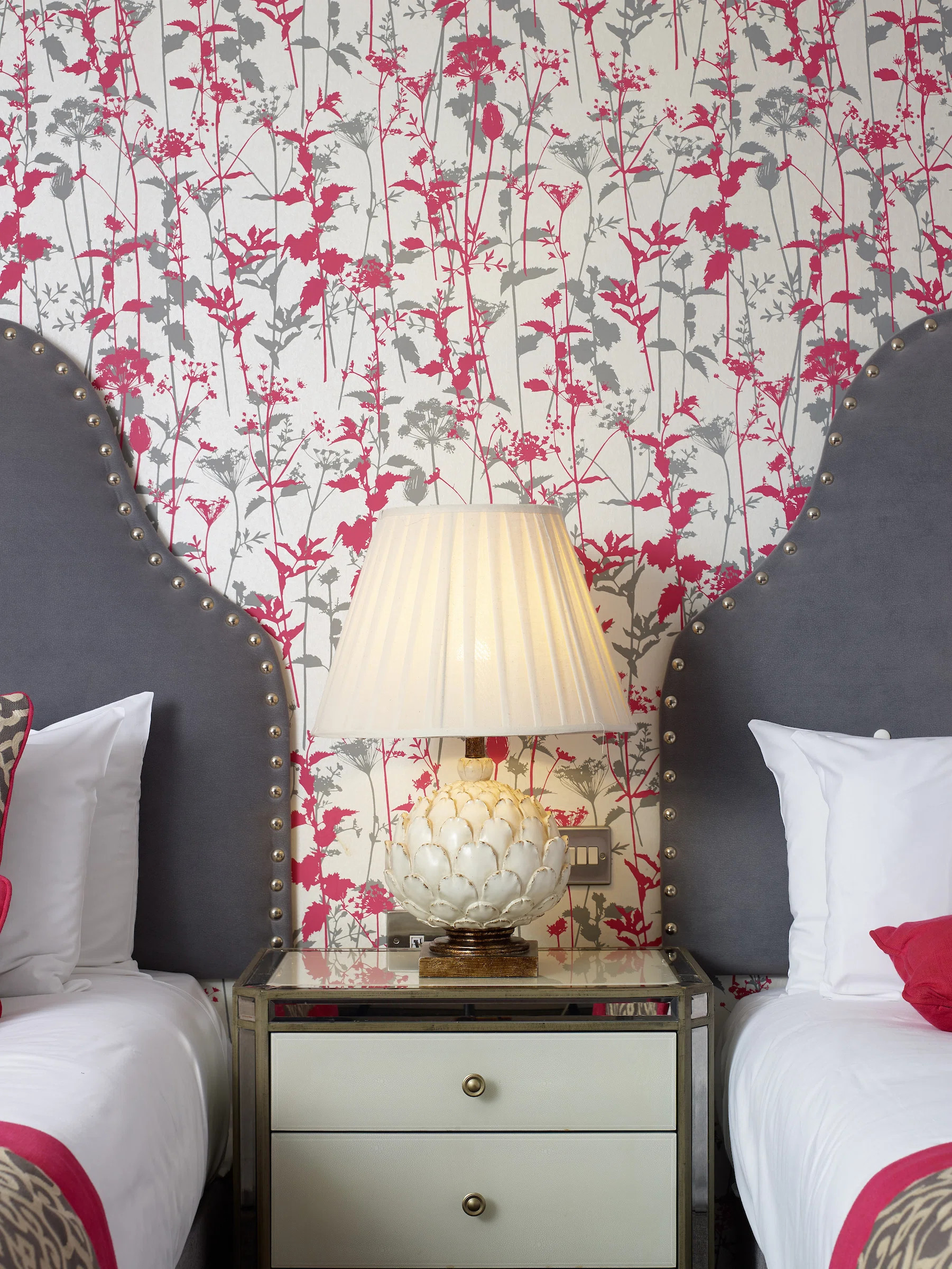 Ridgeview Resin Table Lamp | Wayfair UK