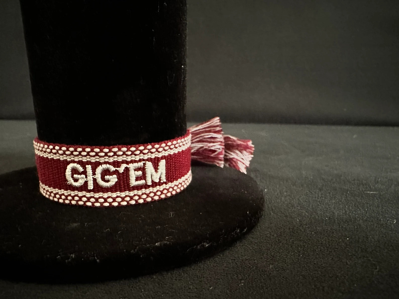 Texas A&M Maroon GIG’EM Woven Bracelet | Etsy (US)