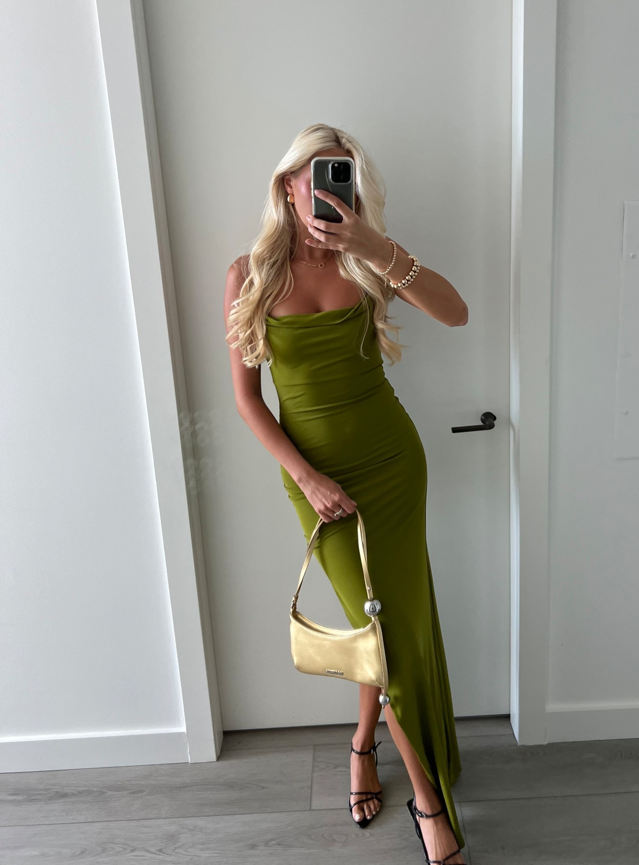 Green dress I wore to dwts! OBSESSED it’s so comfy and flattering 

#LTKSeasonal #LTKSaleAlert #LTKParties