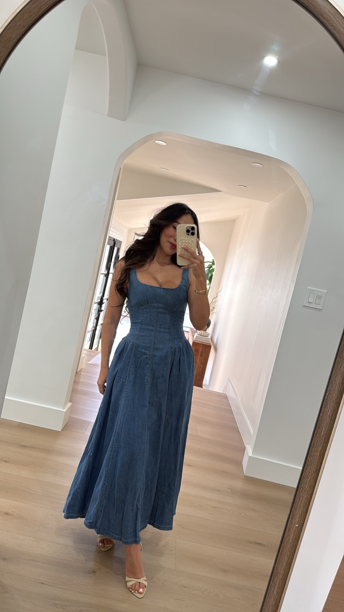 Dress I sxurrety 25% off 🚨 wearing size XSmall 

#LTKSpringSale #LTKPetite #LTKootd