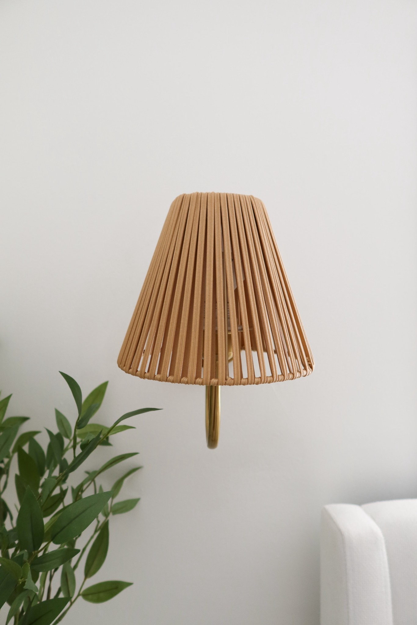 Love these rattan scones led battery operated sconce!

#LTKHome #LTKFindsUnder50 #LTKSaleAlert