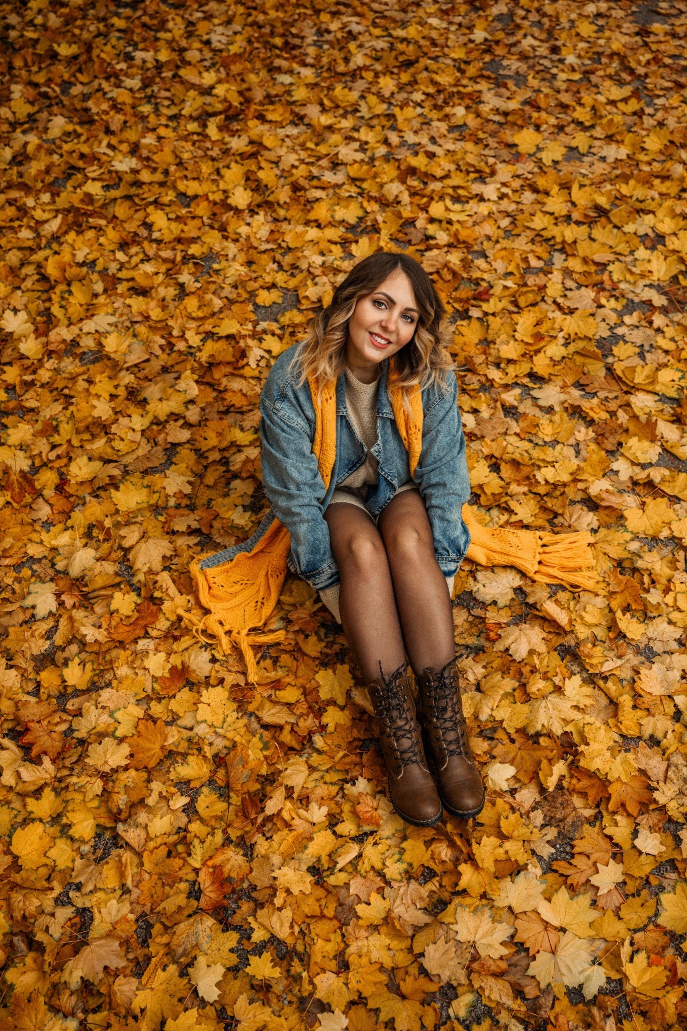 Cute outfit for golden autumn days 

#LTKeurope #LTKautumn #LTKdeutschland