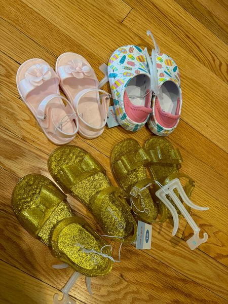 Toddler girl sandals, girls sandals, toddler girl water shoes, jelly sandals


#LTKkids #LTKshoecrush #LTKxTarget