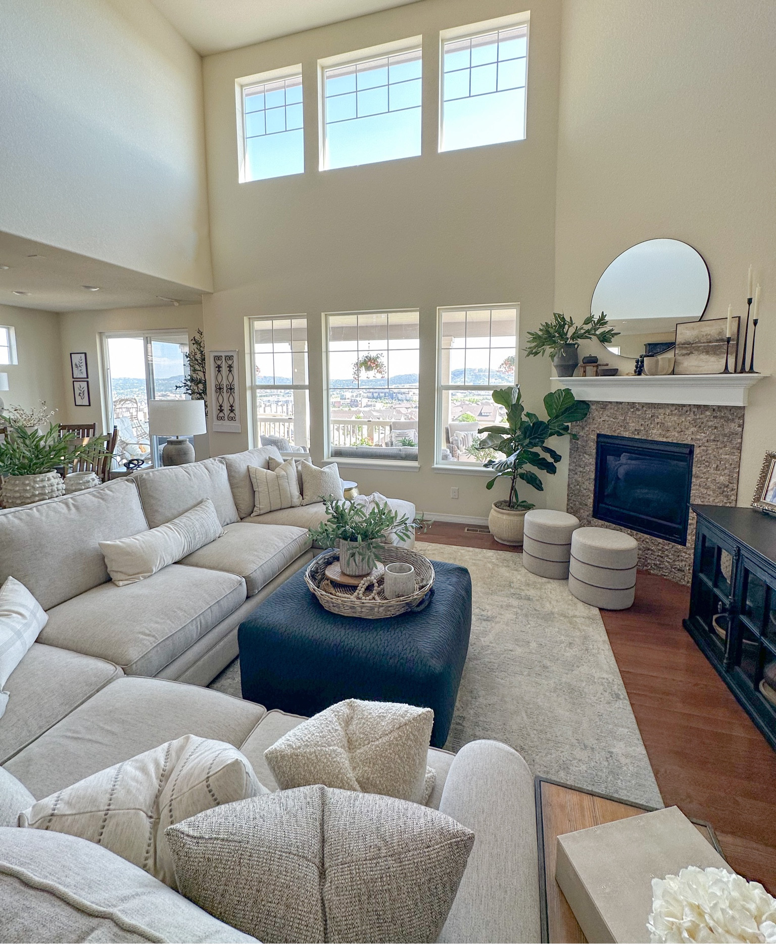 Shop my living room!  

#LTKhome #LTKxNSale #LTKFind