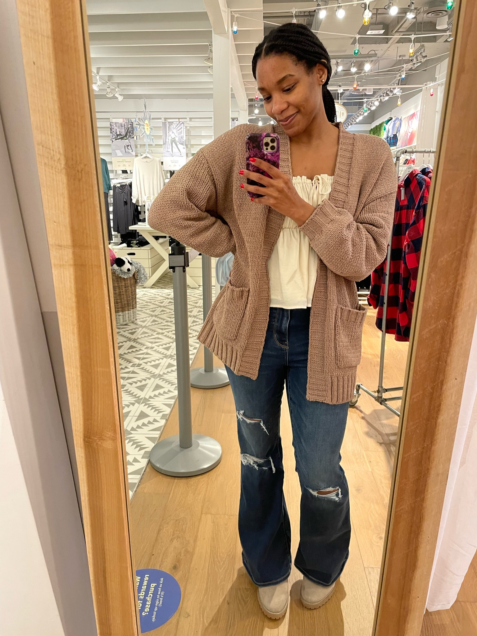 Cozy weather look:
Oversized cardigan, baby doll top and flares

#LTKSeasonal #LTKsalealert #LTKstyletip