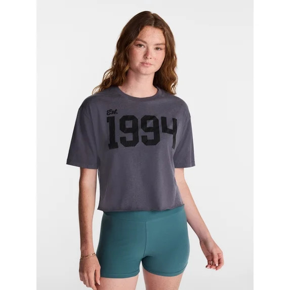 No Boundaries Boxy Cropped Graphic Tee, Women's and Women's Plus XXS-4X | Walmart (US)
