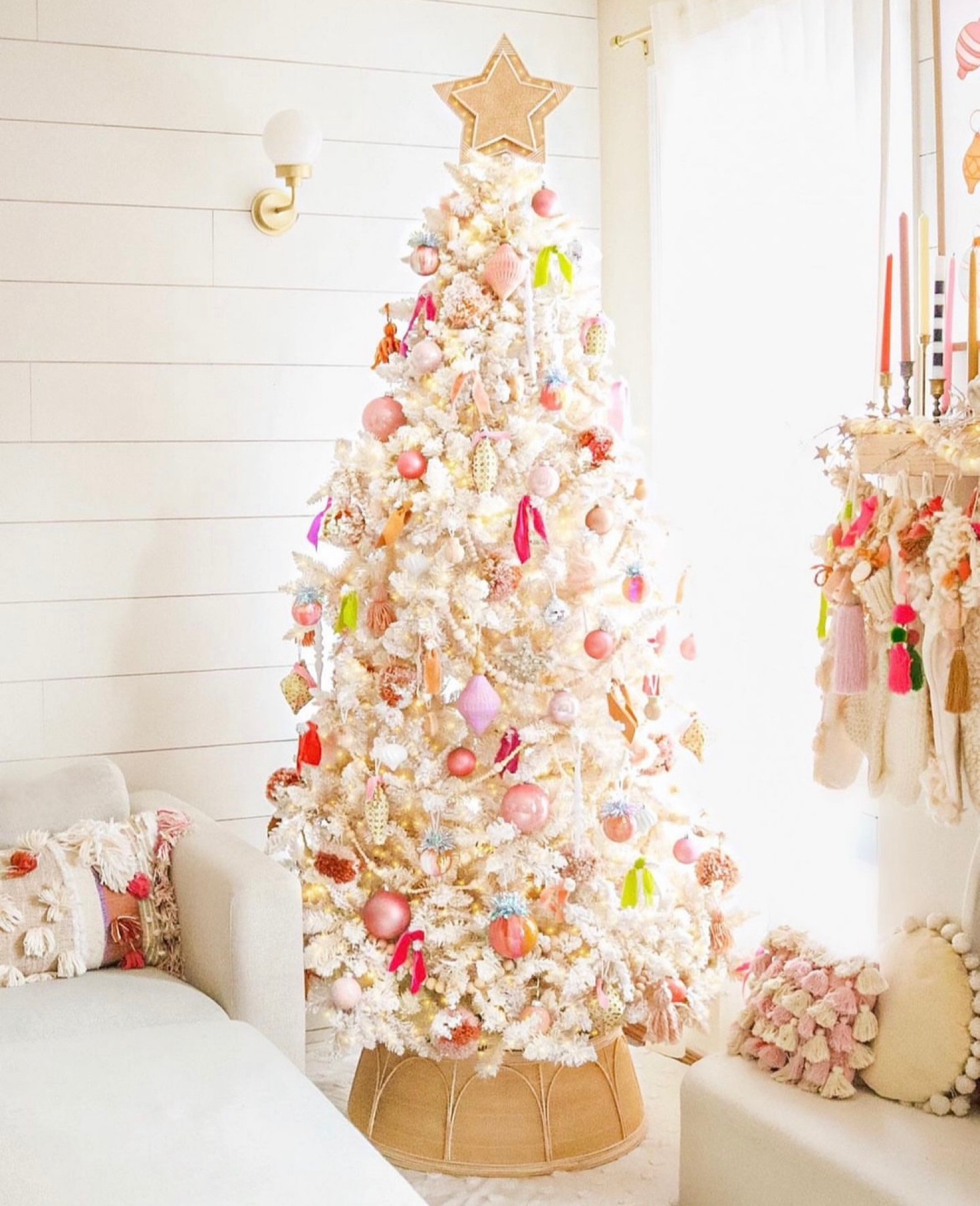 Creamy white tree 🎄

#LTKHoliday #LTKSeasonal #LTKGiftGuide