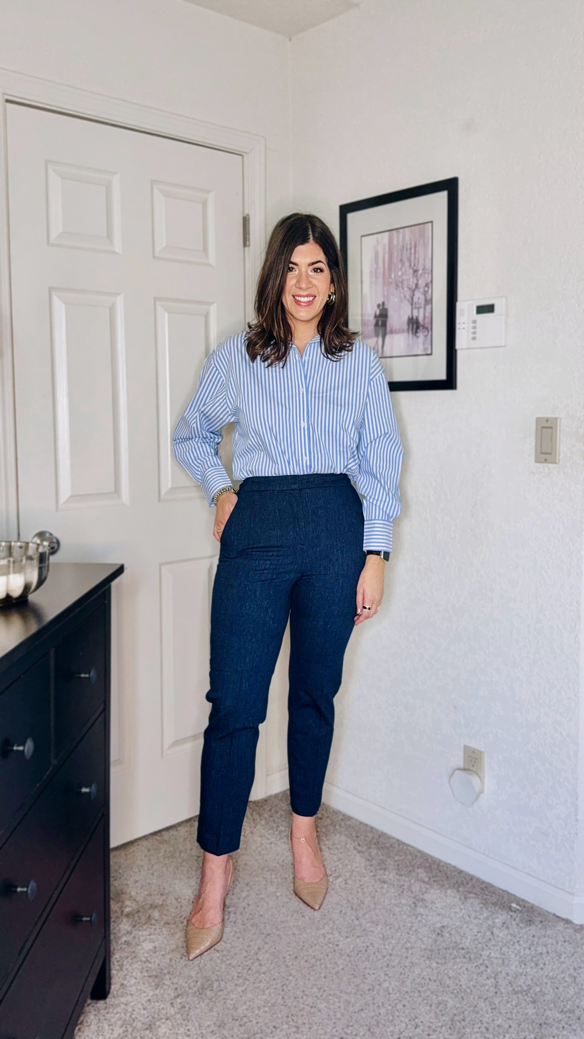 In a medium striped shirt and 8 long slim trouser 

#LTKSaleAlert #LTKMidsize #LTKWorkwear