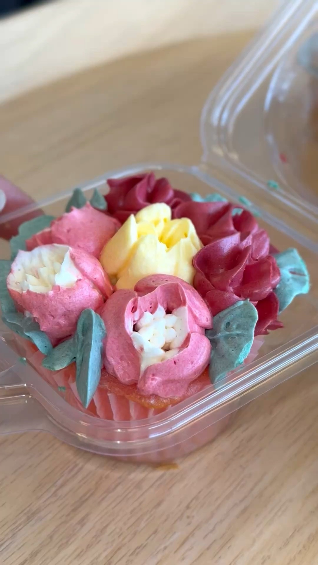 Floral, spring , tulip , icing tip

#LTKFestival #LTKfoodie #LTKWedding