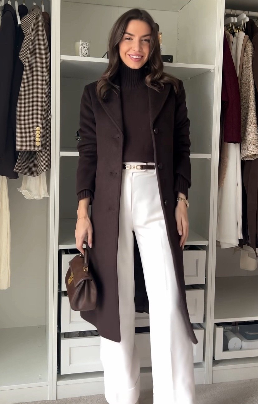 Dark brown sweater 

Dark brown coa 

White pants 

#LTKootd #LTKSeasonal #LTKHoliday