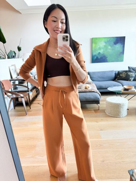 My favorite bra by Neiwei! Comfortable, supportive, and perfect for any occasion. 

#summerunderwear
#classicstyle
#undergarments
#sweatsuit
#matchingset

#LTKFindsUnder100 #LTKStyleTip #LTKSeasonal