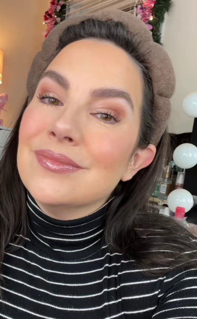 Face of the day including new bronzer & blush from CoverGirl! 

#LTKOver40 #LTKBeauty